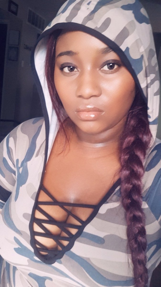 CutterBag's tweet image. Bitch Who!!