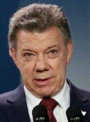 bettycriticona's tweet photo. Favor responder:
¿Tiene razón Lorent Saleh al afirmar que fue secuestrado por orden de Juan Manuel Santos y entregado a la dictadura?
SÍ : RT 
¿Juan Manuel Santos debe responder por el secuestro de Lorent Saleh?
SÍ : RT https://t.co/XwLoGfRtyu