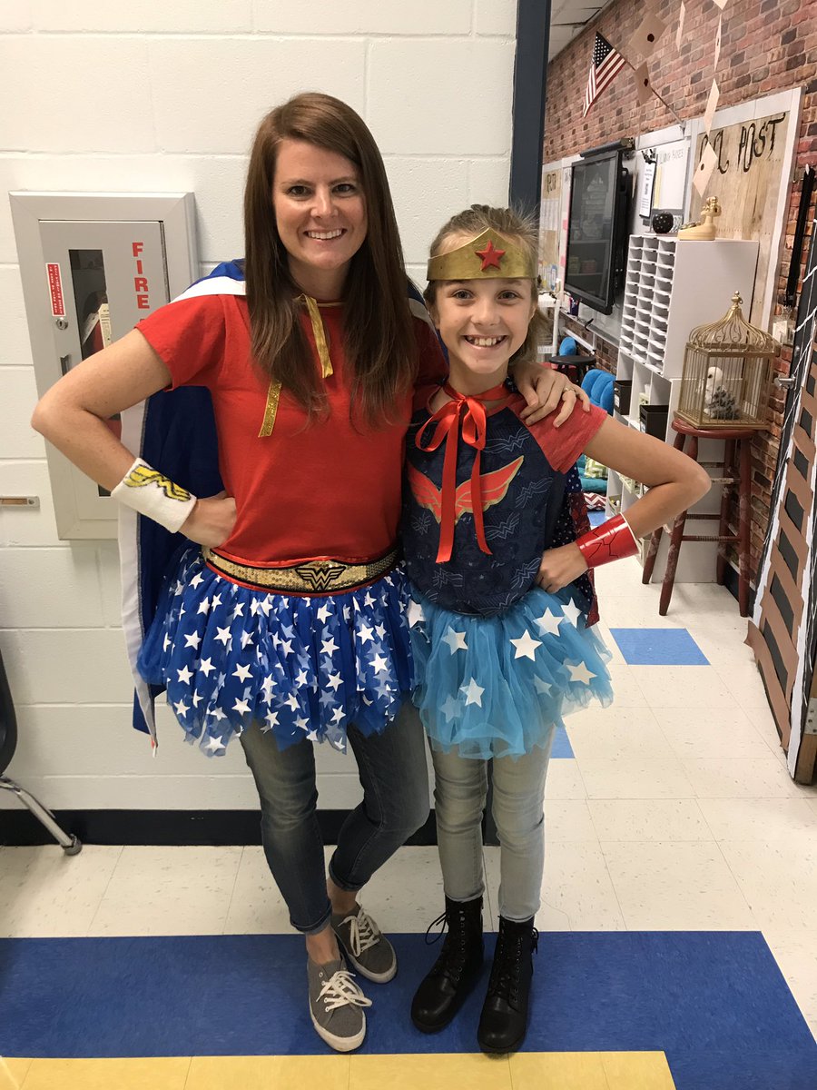 Mrs_Wayne_'s tweet photo. When you and your student match for “Real Heroes Don’t Do Drugs” day for red ribbon week ❤️❤️ #wonderwoman #teachersofinstagram #pvespride https://t.co/k0jOeakBk7… https://t.co/H6kKY5ycCv
