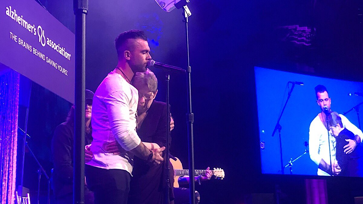 alzassociation's tweet photo. ��It’s all about her and finding hope in a bad place.” @JayAllenMusic fights to end Alzheimer’s in honor of his mom. Thank you, Jay, for all you do to raise awareness through your music and beyond. 💜 #RitaHayworthGala #ENDALZ https://t.co/o7bNEyU5bP