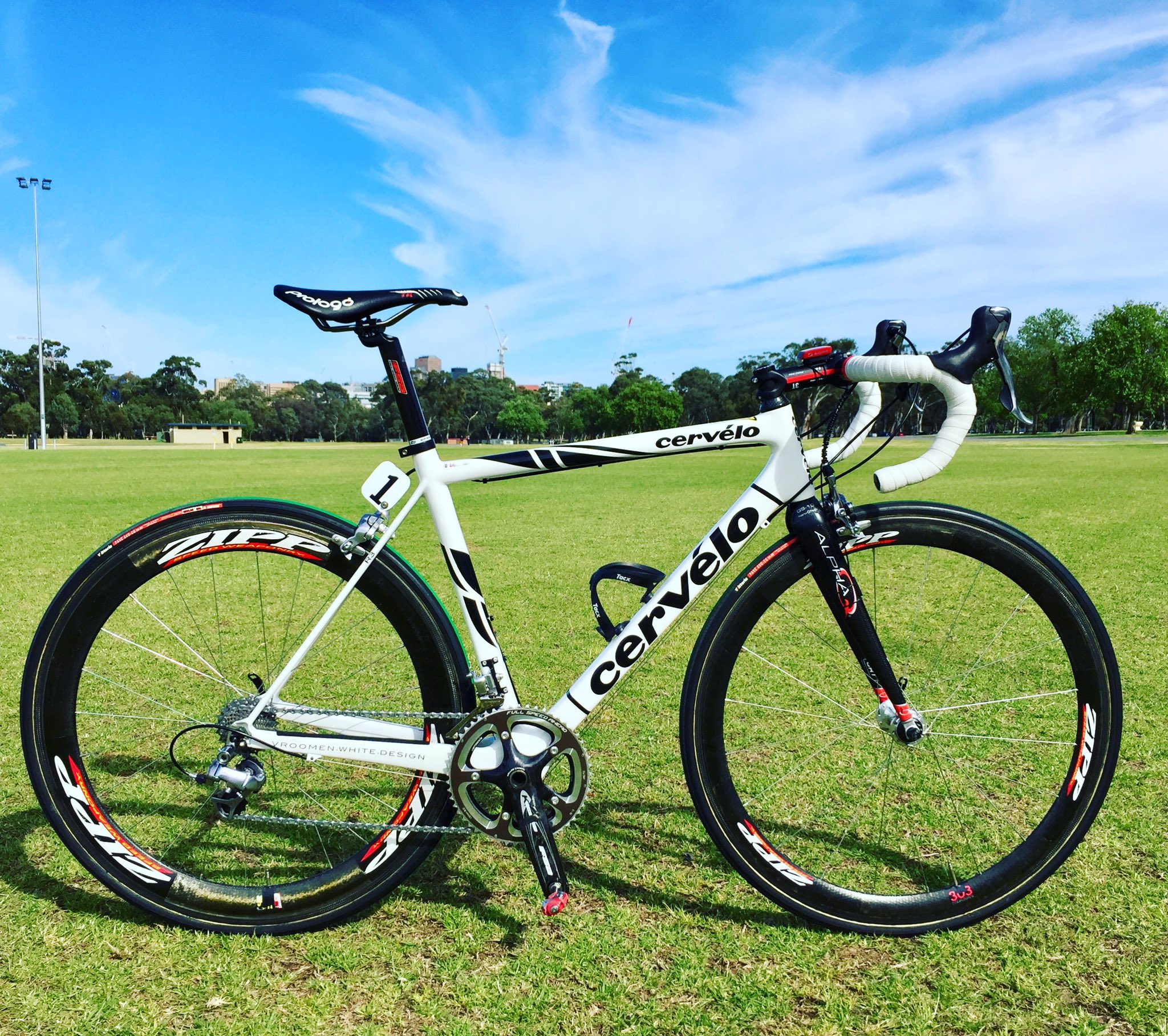 cervelo r3 paris roubaix