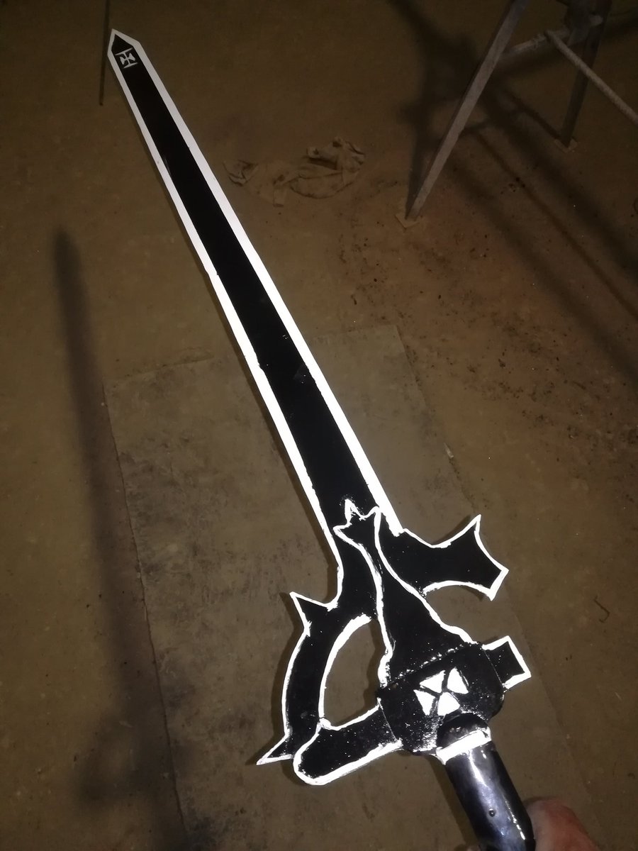 TrapitosM's tweet photo. Recién echesita espada de kirito 😍😍 https://t.co/HLKnLm2xxw