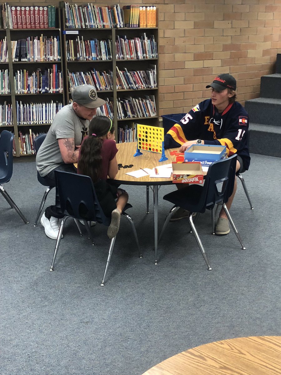 NoCoEaglesUSPHL's tweet photo. Our guys got to hang out with the Scott Elementary School students at their Parent Engagement Night tonight! This involved meeting the students and bonding over pizza and board games! 
@greeleyschools 
#NCEhockey #CommunityOutreach #district6schools #greeleyevansdistrict6 https://t.co/w7ttjjH6hL