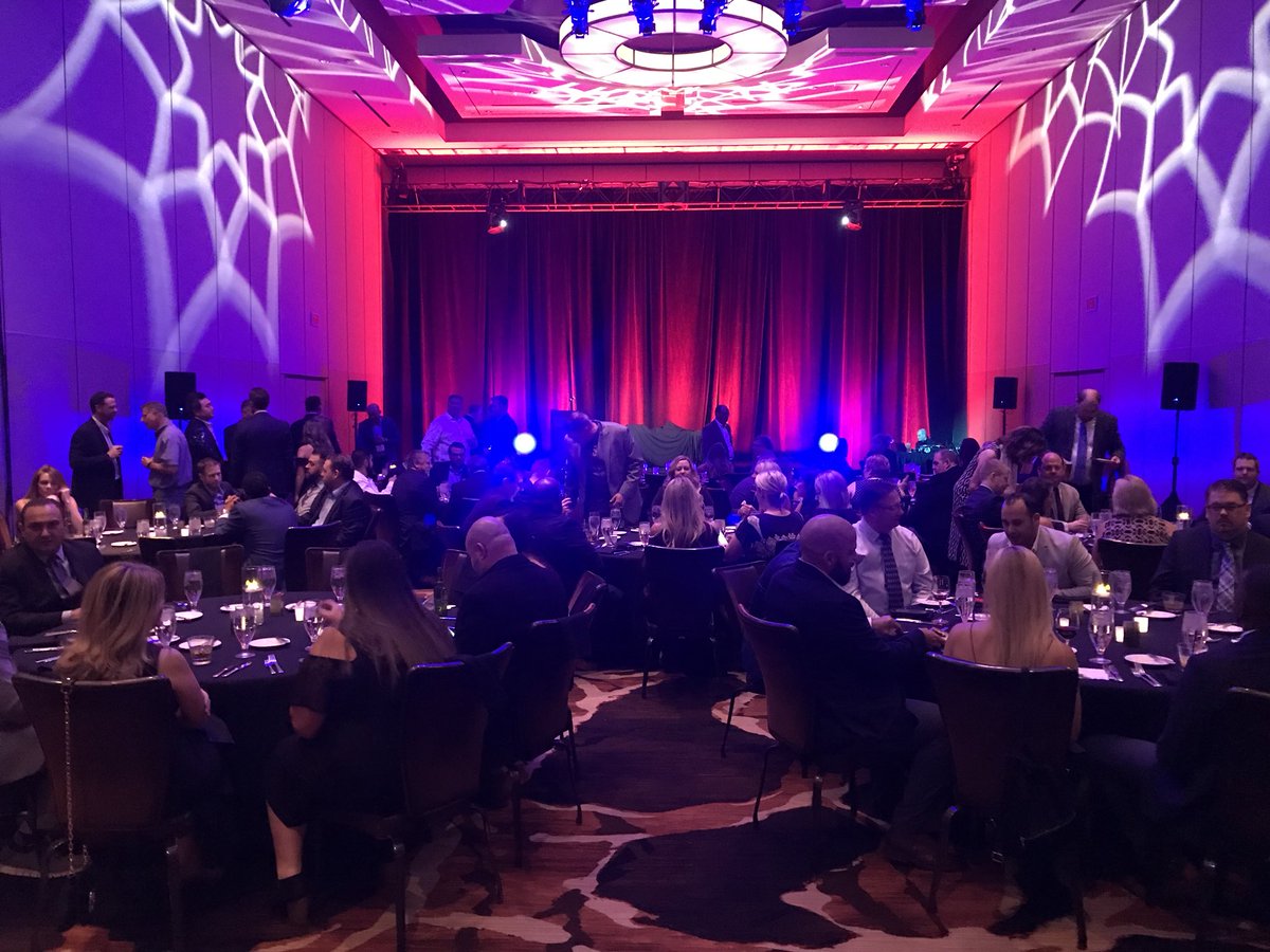 um wireless (@umwirelesssales) on Twitter photo UM Wireless award's banquet kicking off after an amazing day of speakers headlined by David Kim! <a href="/TogetherUW/">Universal Wireless</a> <a href="/MarcecoSales/">Marceco, Ltd.</a> #umwirelesssummit #GoAllin #umsalessummit #Marceco #UniversalWireless <a href="/redrockcasino/">Red Rock Casino Resort & Spa Las Vegas</a> UM Wireless award's banquet kicking off after an amazing day of speakers headlined by David Kim! <a href="/TogetherUW/">Universal Wireless</a> <a href="/MarcecoSales/">Marceco, Ltd.</a> #umwirelesssummit #GoAllin #umsalessummit #Marceco #UniversalWireless <a href="/redrockcasino/">Red Rock Casino Resort & Spa Las Vegas</a>