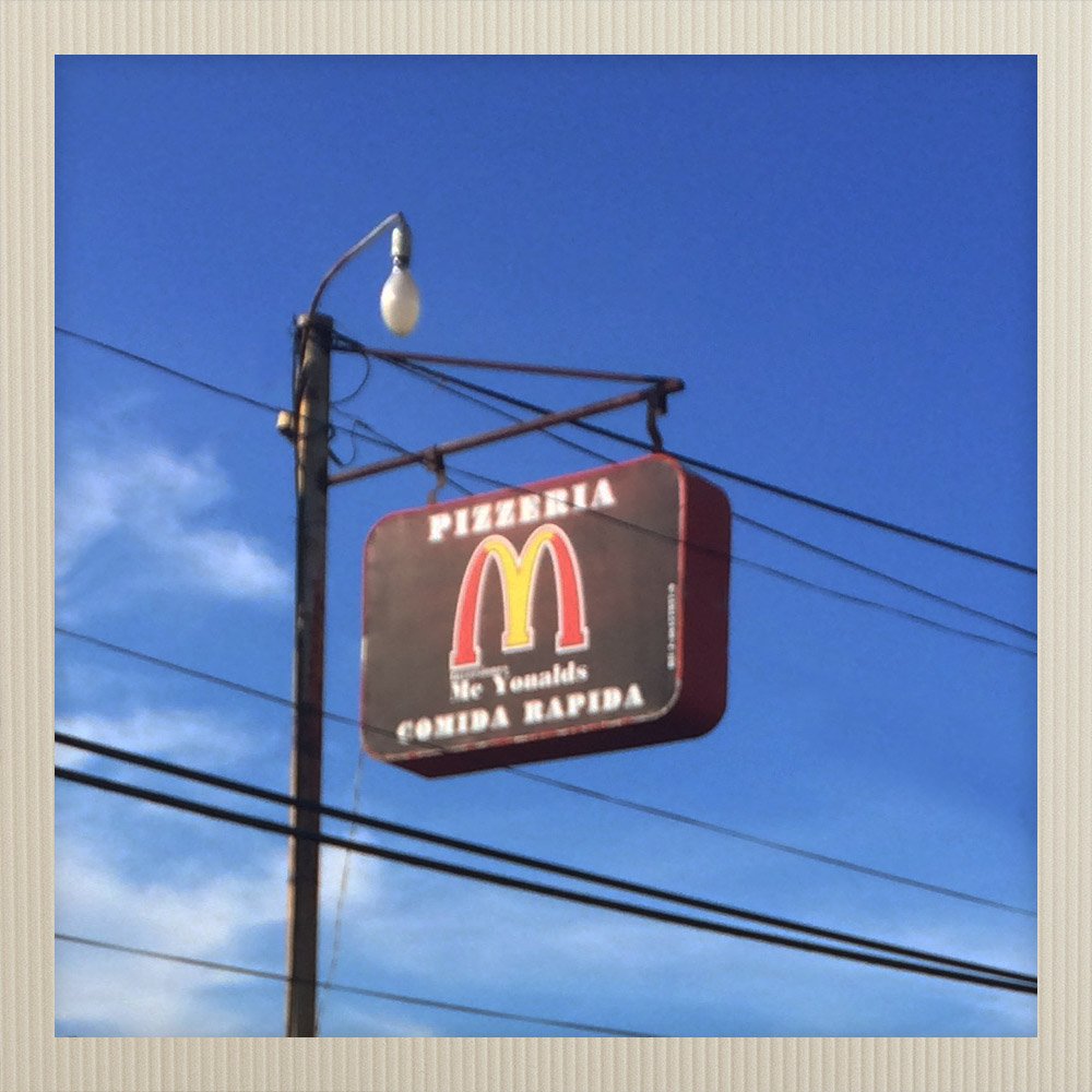 OhLogoLoco's tweet photo. #OhLogoLoco 🍕
.
Maracaibo, #Venezuela.
.
Enviado por @FJGarciaR.
.
#mcdonalds #fastfood #parody #fun #maracaibo #street #anuncio #pizza https://t.co/sj4FppWJQp