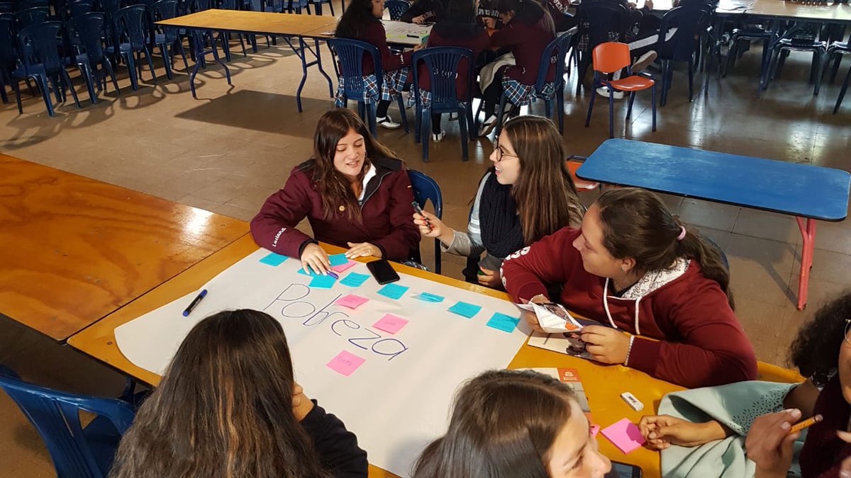 johannasalgado1's tweet photo. Amo mi trabajo y la educación es mi pasión.. Definitivamente los jóvenes son nuestro futuro @URosario @UR_Emprende #pepacastro 🙋#Emprendimiento #ODS https://t.co/2Rfkm2E642