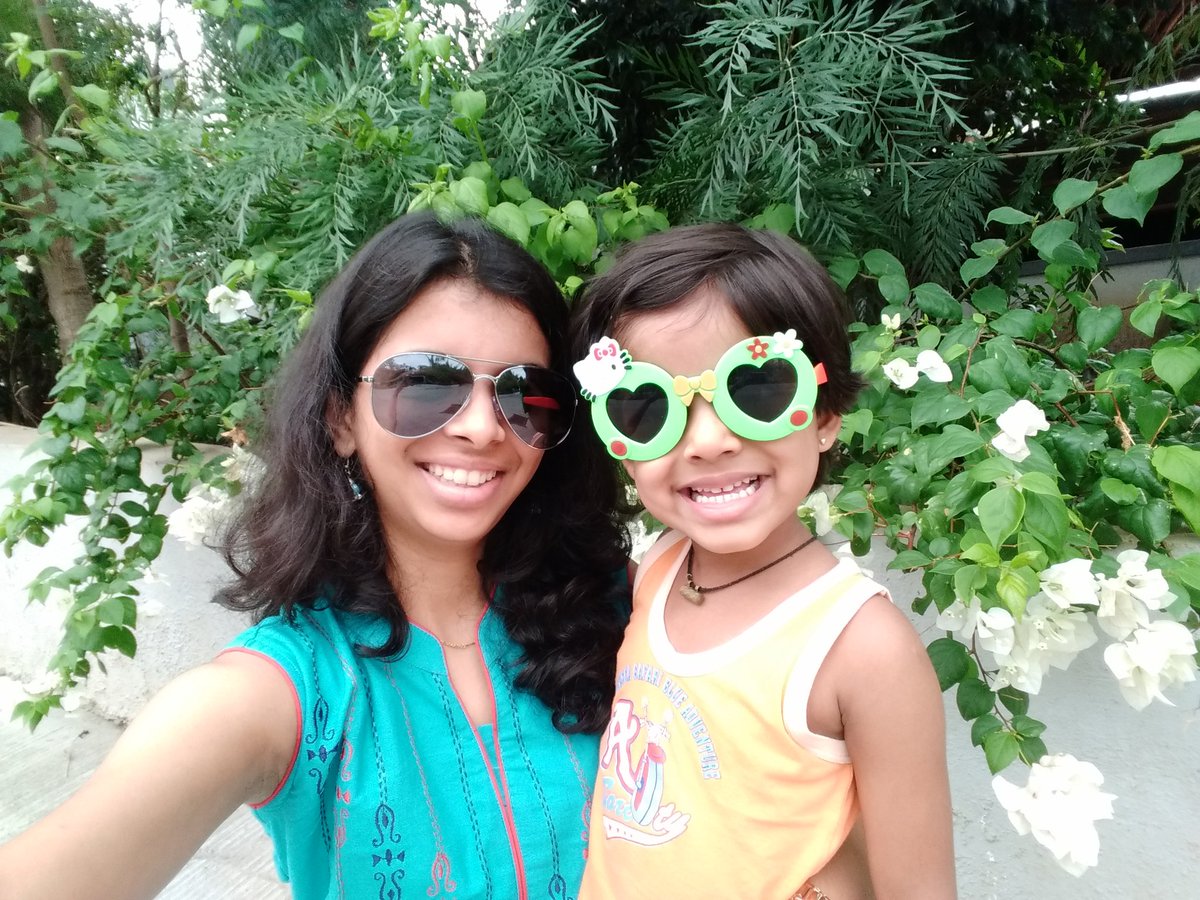 Indianspeaks3's tweet image. #MyYaari #No1YaariWithRana Frndshp isn't limited to age. 5 yrs back her parents shifted nxt to us. She was 6 mnths old then. At first sight I felt an emotional bond tugging at me. We njyd our company &amp;amp; the entire vicinity knew us as 'beeeeesst frriiends'; as she declared to all.