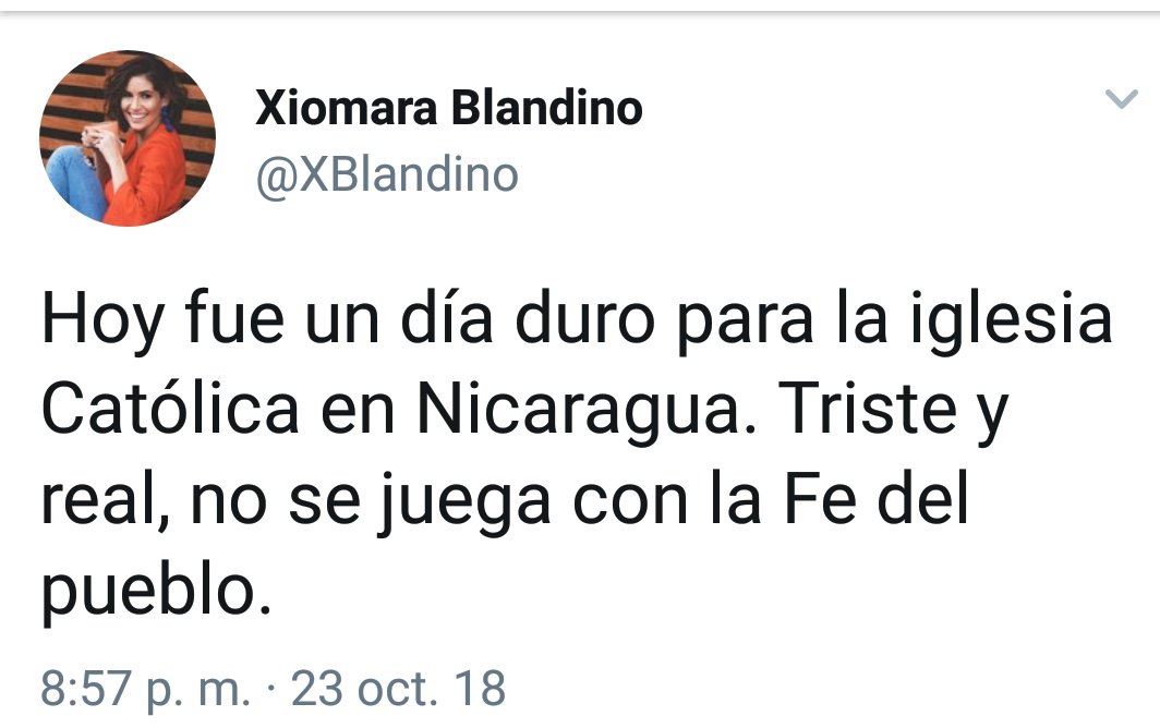 patriamiaNi2018's tweet photo. Yo a esta pendeja no la seguía, ni la sigo,ni la seguiré. Pero hoy si se ganó mi furia. Te voy dejar por el suelo cada vez que pueda. Pendeja, arrastrada y cómplice asesina. Sos un asco! Drogadicta y bulimica #SOSNicaragua #Nicaragua #XiomaraBlandinoAsesina #NadaEstáNormal https://t.co/EsAUvkb53p