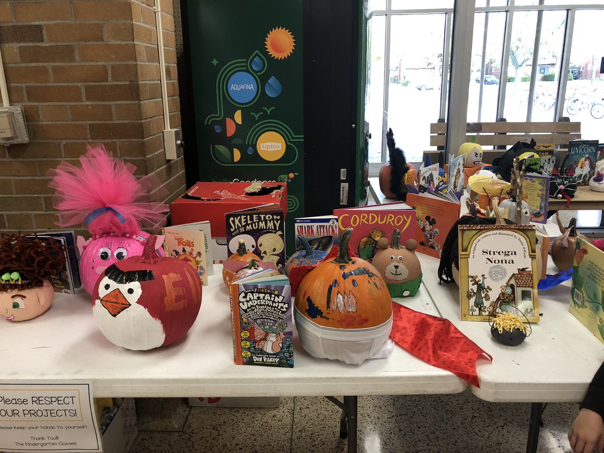 SarkodyN's tweet photo. More pumpkin book characters! https://t.co/ou3hJowXZq