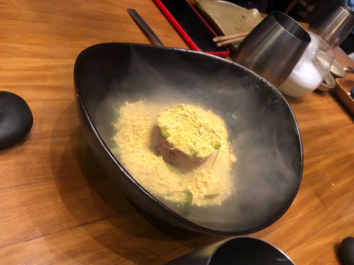 mike_arias's tweet photo. No todos los días se tiene el privilegio de cenar en el 6o mejor restaurante del mundo. Gracias @avalfb! #alwayswayra #maido https://t.co/KYBjnL86gK
