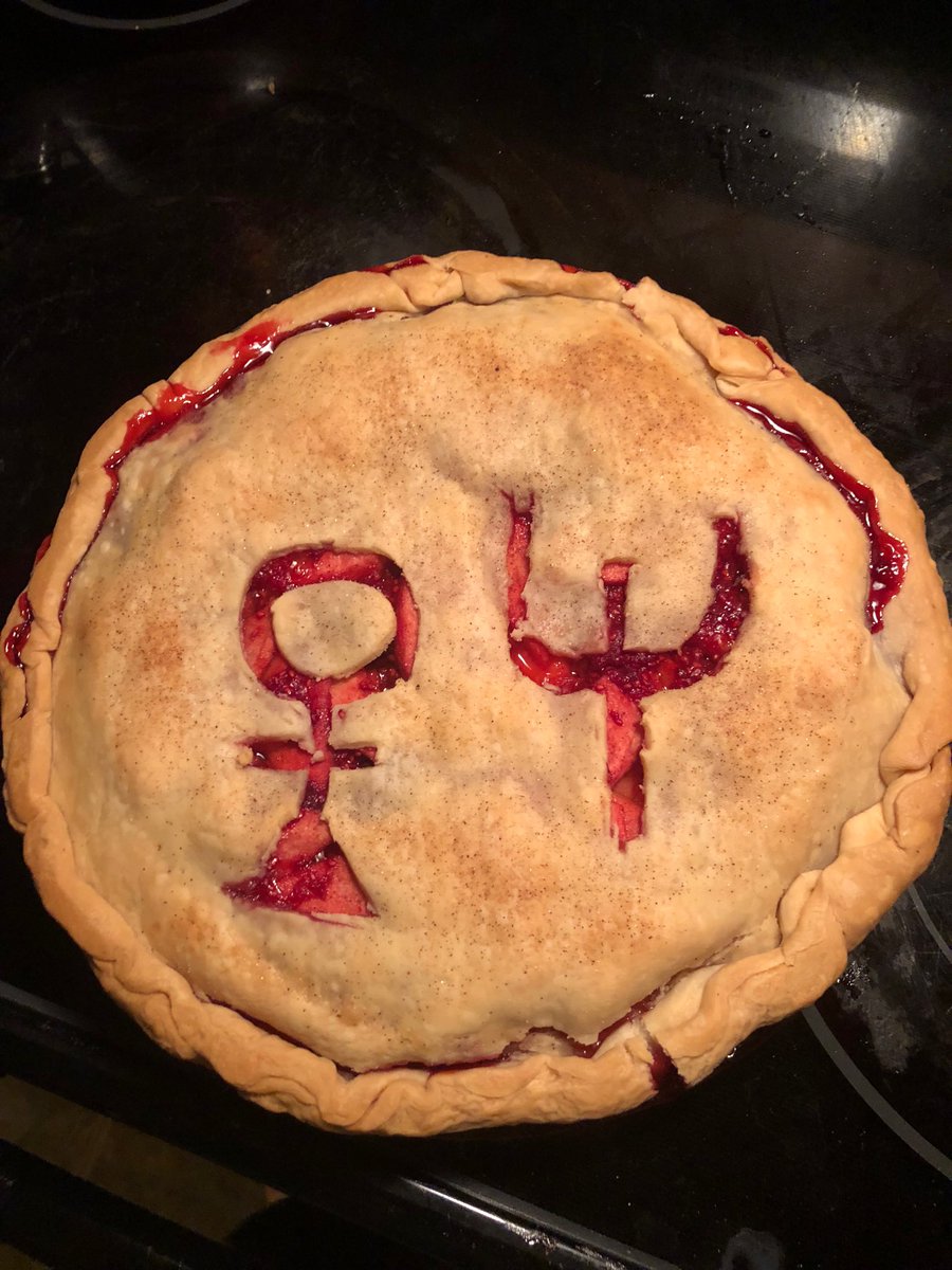 Raspberry apple pie for my #P387 students who acted as docents for the #IamPsyched exhibit
