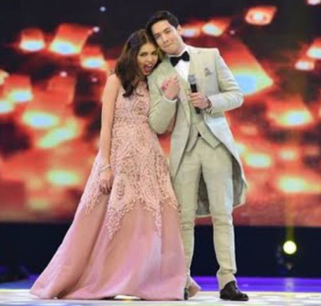 MagnoliaOrchids's tweet photo. @ryan_agonciLLo Thank you Ryan,you remembered👍Kumusta ka Na pala with ur beautiful family?😉Hope,All is well.Pls.come back sa EB @aldenrichards02 &amp; @mainedcm Happy #Aldub3rdTPAnniversary ❤️#aldubnatics #ALDUBSpreadLove Waiting for #AldubTogetherAgain In God’s Time is The Best Time🙏TeamAbroad😘 https://t.co/YyXPdjZVmR