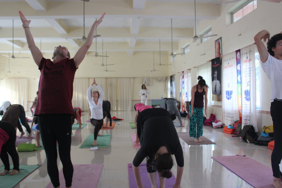 jivan_chakra's tweet photo. Jivan Chakra Foundation offers Residential #100Hour, #200HourHatha, #MultiStyle Affordable #Yoga #Teacher #Training #Courses in #Rishikesh, India #Registered with the #YogaAlliance, USA. 
#Yoga #HathaYoga #TTC #Courses #YogainRishikesh #Fitness #Motivation #India #YogaCenterIndia https://t.co/6oeabqgGgN