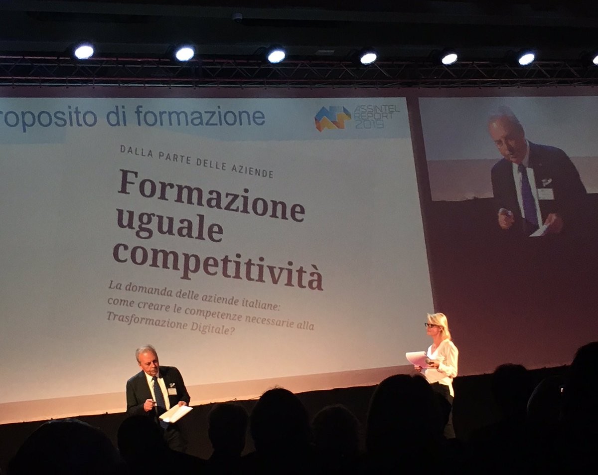 raffalella's tweet image. La #TrasformazioneDigitale richiede nuove competenze #AssintelReport19