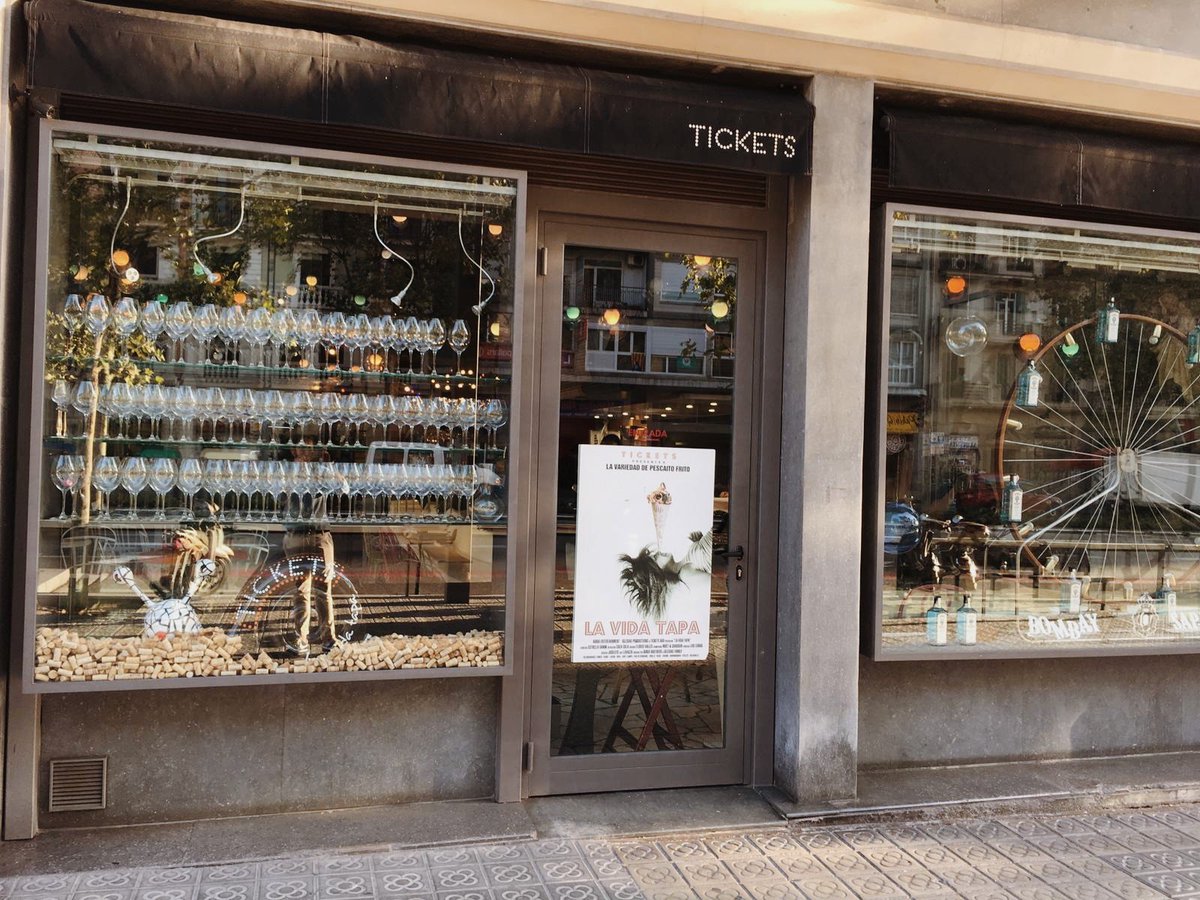 IBERITAL's tweet photo. New stop: Tickets Bar by Albert Adrià and el Barri family. 
VISION and haute cuisine... A story destined to last over time.
#Iberital #AlbertAdria #VISION https://t.co/f3ZlYEmDcG