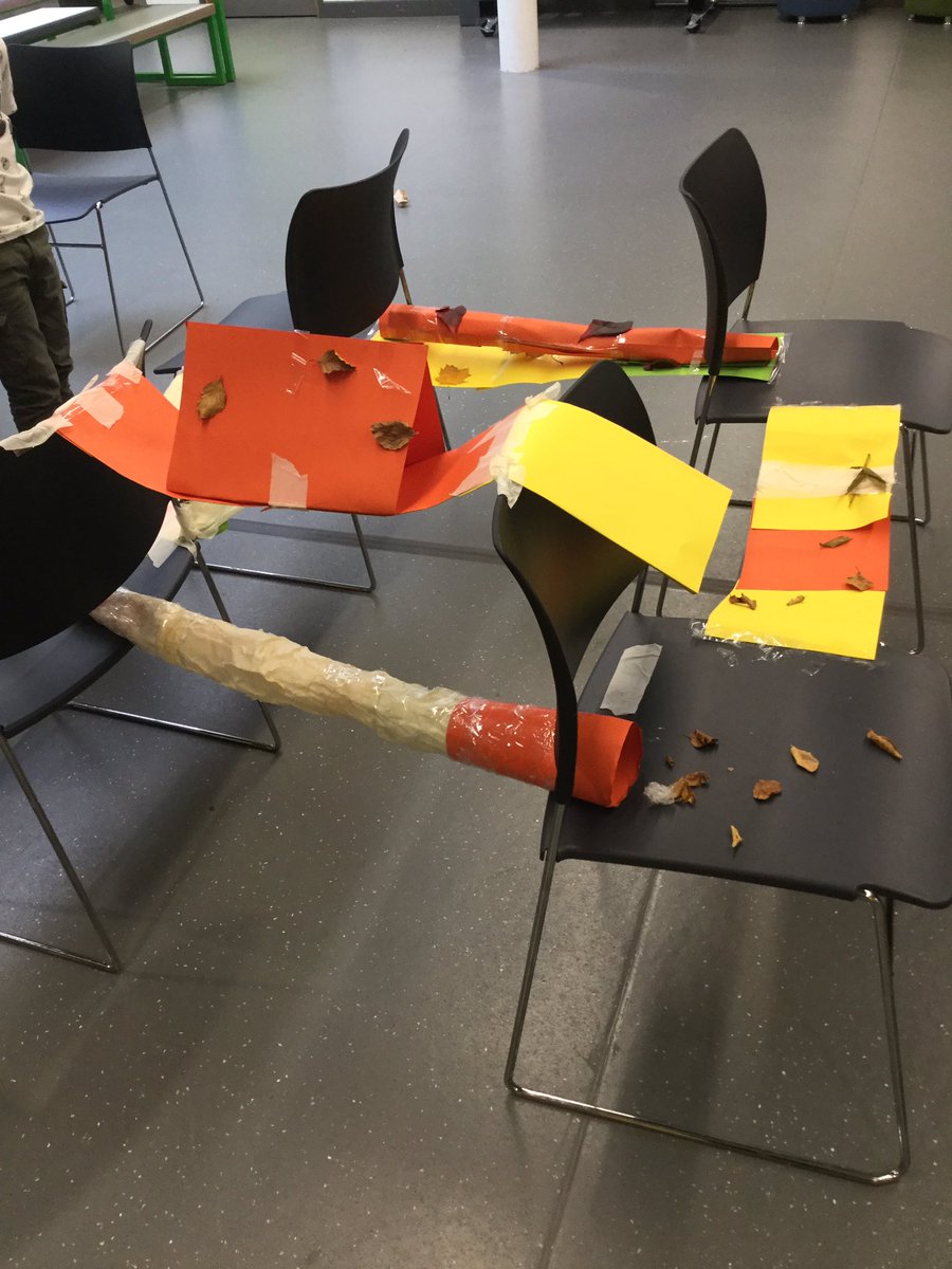 Joannimal59's tweet photo. Loads of fantastic bridges and tunnels made by this mornings group @TheHiveYZ nearly all of them were successful when loading! #hivebridge #tapebridge #batonbridge #jacksonbridge #leafbridge #youngengineers #stem https://t.co/BYoaJu7Qn7