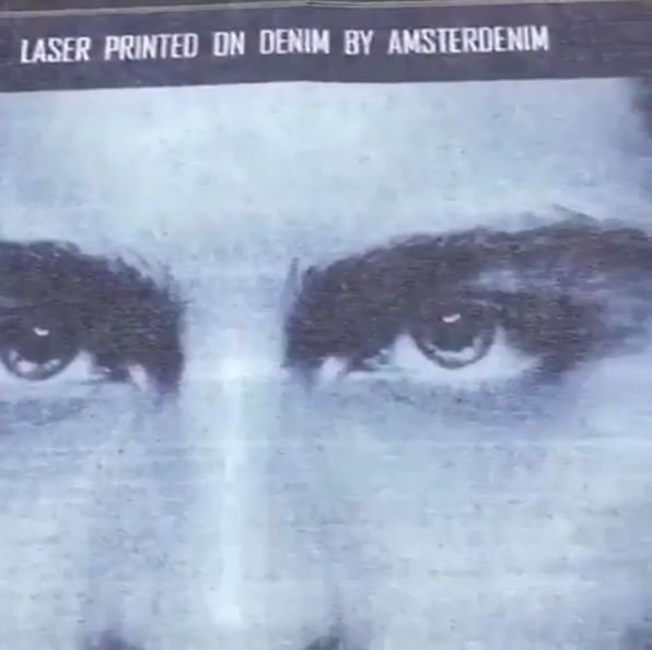 gehandicaptkind's tweet photo. Onze ambassadeur Douwe Bob veilt voor NSGK een genummerd (1 van 20) en gesigneerd exemplaar van dit denim doek met laser print, van de cover van zijn nieuwe album: #theshapeimin. A.s. zaterdag 13:00u Amsterdenim stand, Denim Festival in Gashouder te Amsterdam. Super! #shine https://t.co/iWMlVgFqhM