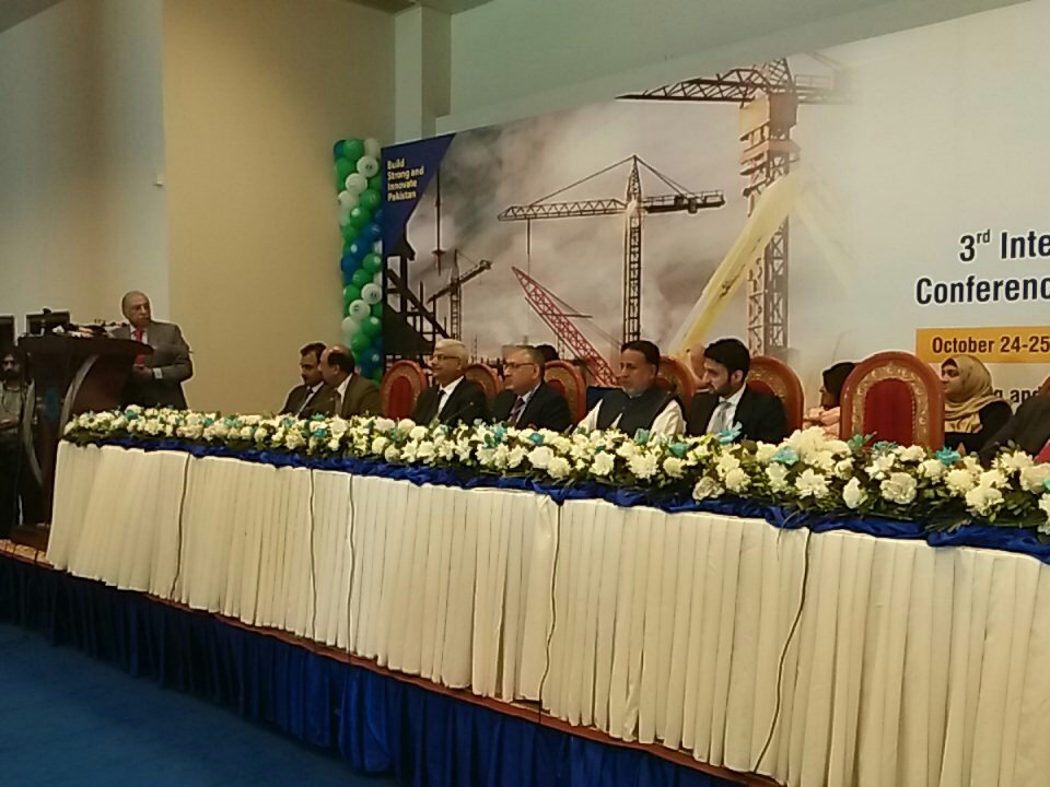 UMTOfficial's tweet photo. Rehmatullah Javaid-Lahore Chamber of Commerce &amp;Industries highlighting contributions of LCC in the world of business
#ibce2018 #myUMT #Pakistan https://t.co/86JmzUCdaC