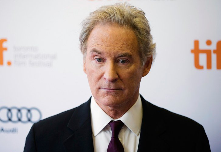 Happy birthday to the big actor,Kevin Kline,he turns 71 years today     