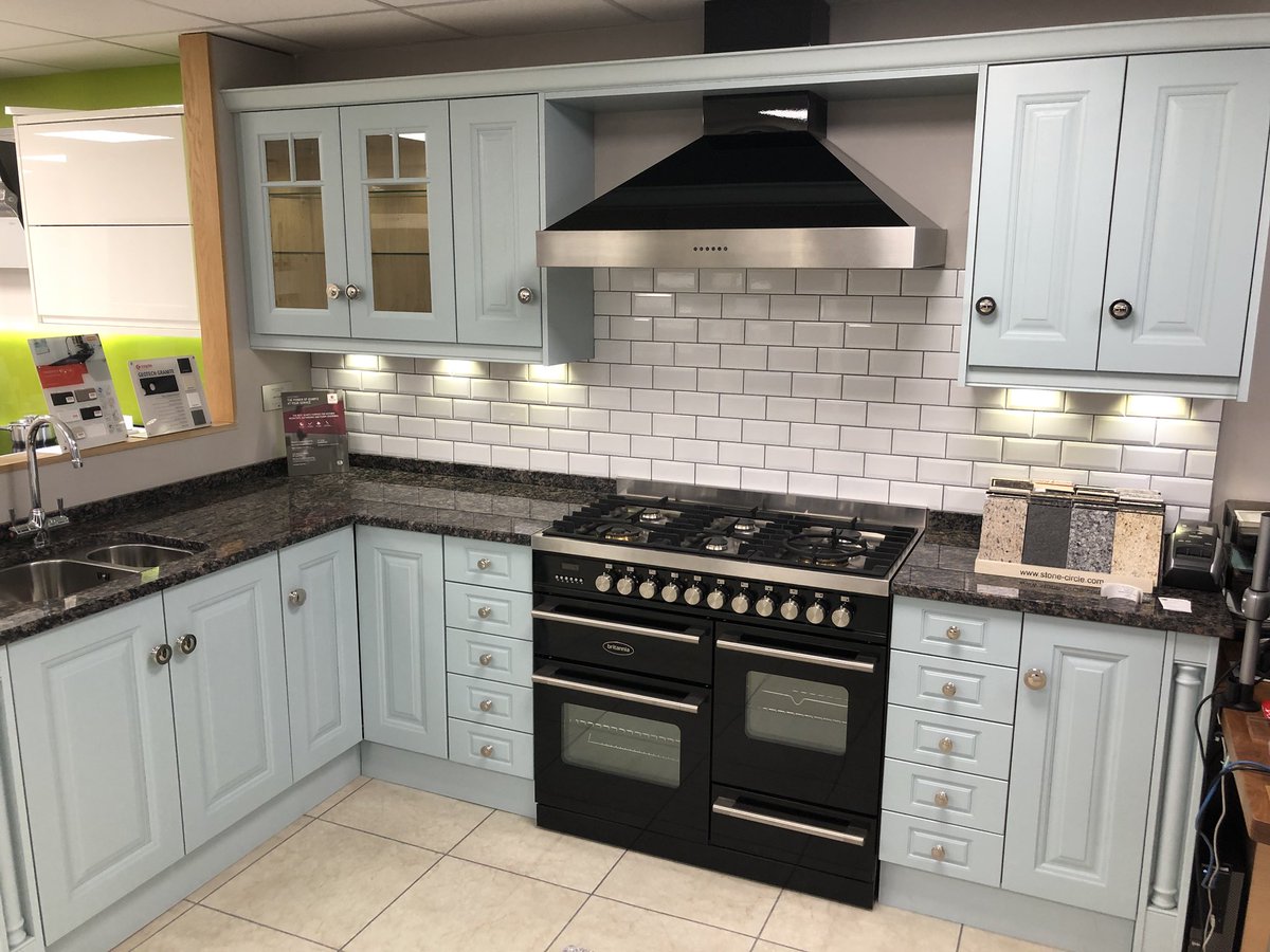 Ex-display kitchen for sale inc. granite worktops. Grab yourself a real bargain! with or without appliances. For details click here: usedkitchenexchange.co.uk/shop/ex-displa… @UsedKitchenEx @Masterclasskitc #exdisplaykitchen #masterclasskitchens