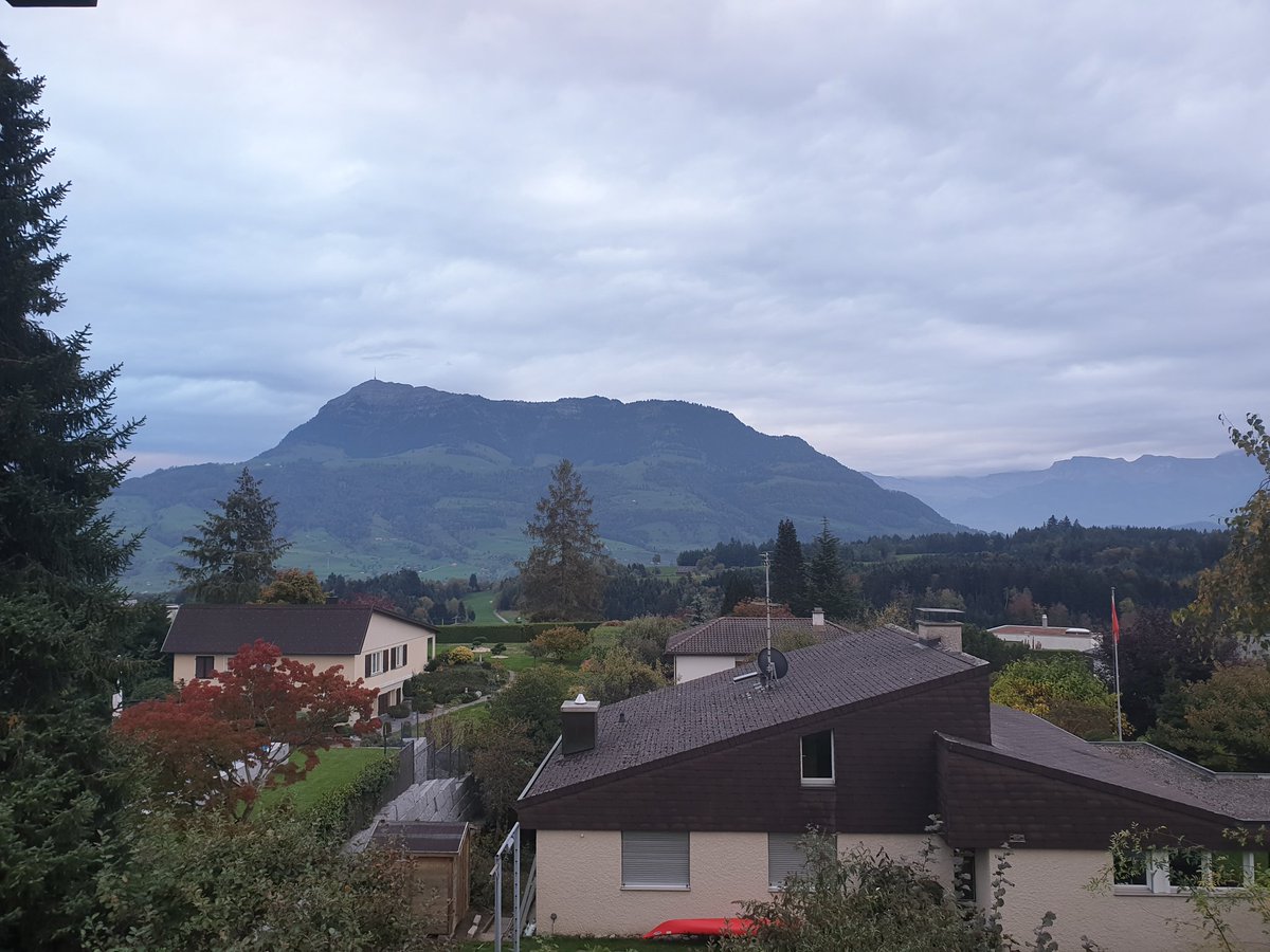 MarcBuergi's tweet photo. Guten morgen schöne #Zentralschweiz. 🤗#Rigi #Pilatus #Urchig #Schweiz #Luzern #Heimat https://t.co/ulIu3acXVd