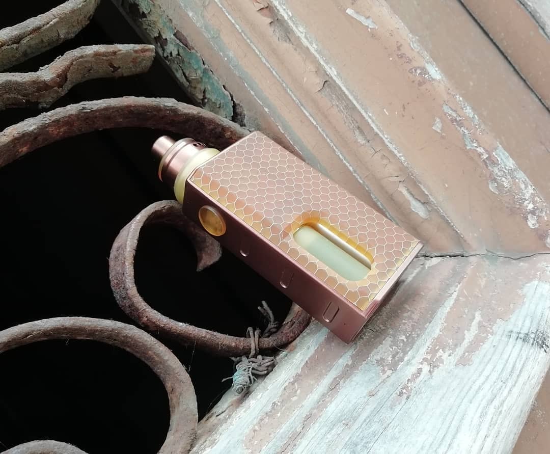 WismecE's tweet photo. ¡Este dorado gusta a todos! 
¿Os gustaría uno como este? #LUXOTIC BF #BOX 
No te lo pierdas: https://t.co/WPIoAcmvB2 https://t.co/OZVaEtODH5