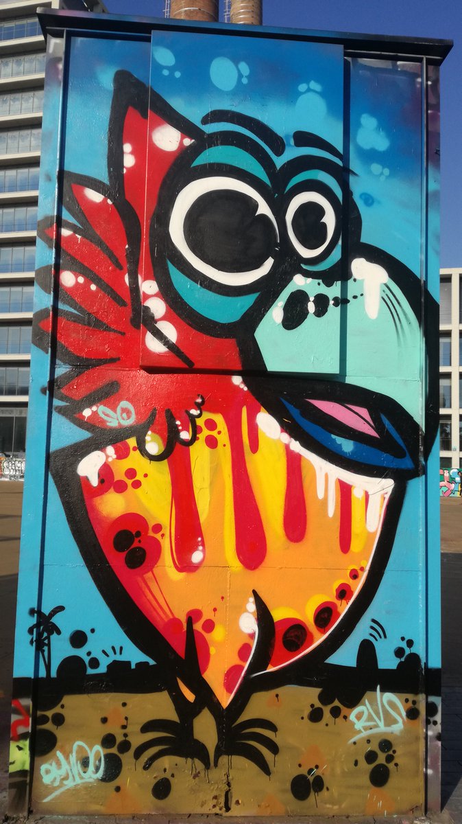 ccalbareda's tweet photo. Bon dia #TresXemeneies #graffiti #arturbà #Poblesec
 @rebobinart @murslliures https://t.co/otQP5YSvQg