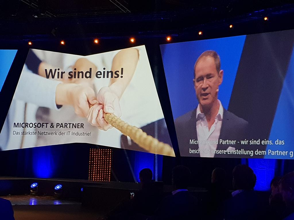 manicnico's tweet photo. Nothing to add! #weareone #DPK18 https://t.co/y3RHOzSXc6