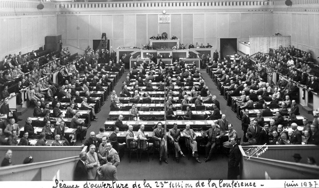 ilo's tweet photo. Today marks the 73rd anniversary of the UN and nearly 100 years since the ILO laid the foundations of social justice and decent work. Find out more: https://t.co/GEuo2yzzLp 

#UNDay #ILO100 https://t.co/n5ebRXf2pf
