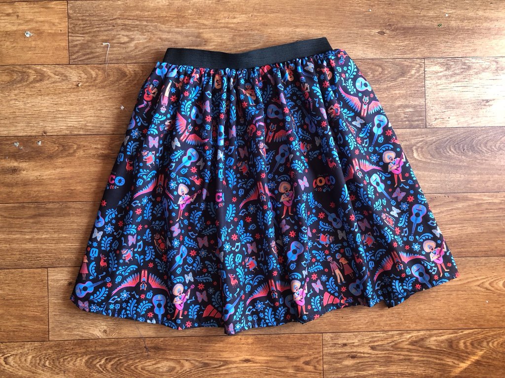 uponabowtiqueuk's tweet photo. Loving the print on this coco inspired fabric #coco #dayofthedead 
#fabric #skirt #character #skaterskirt #circleskirt #fashion #disneybounding #disneybound #disneybounduk #disneyboundinguk #cotton
#lovedisney #disneypark #disneygramers https://t.co/6ah65Bu3jz