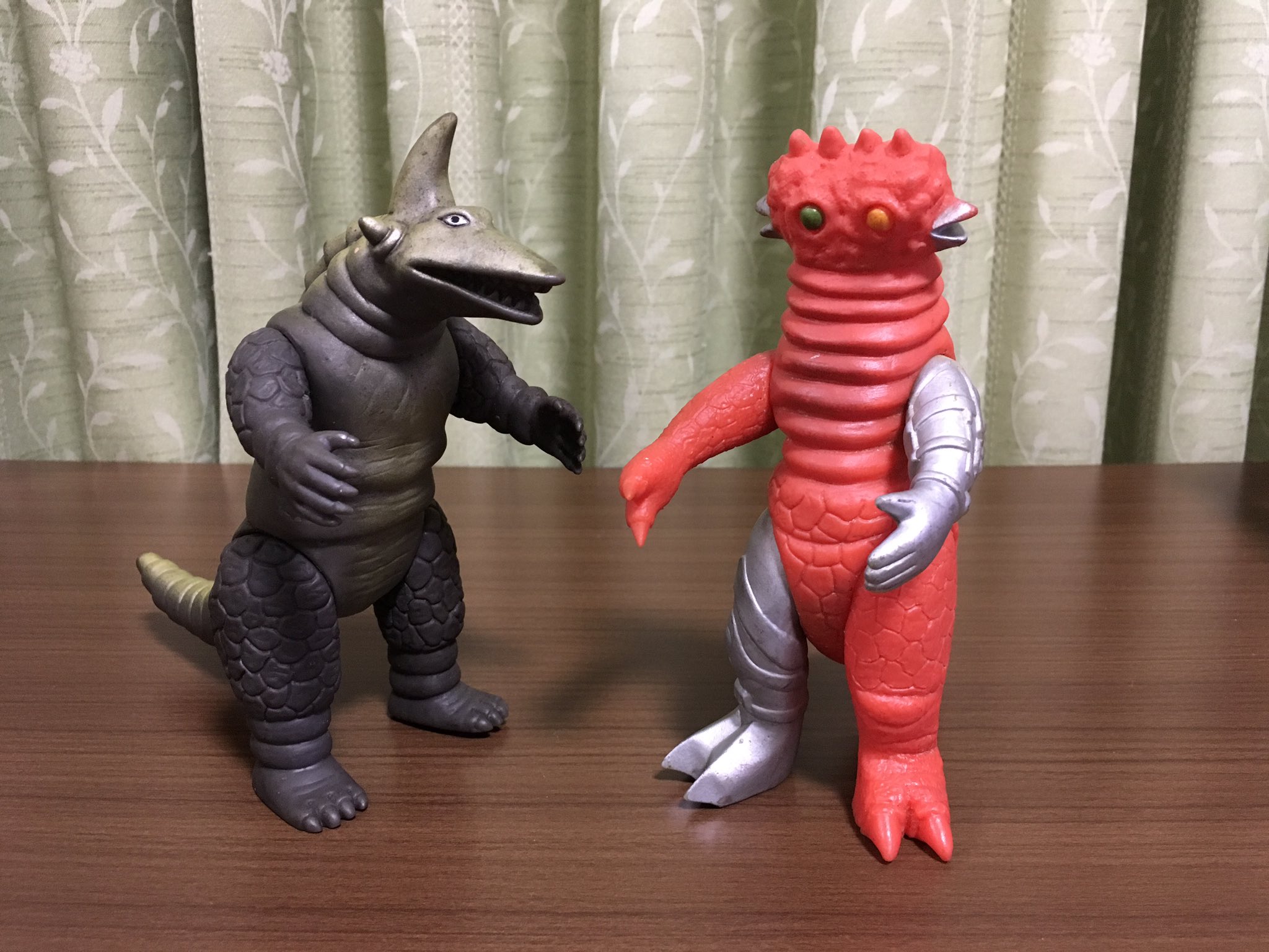 怪獣コマンドパワー軍団 ゼラギラス星人 パチモン ソフビ 2025年最新