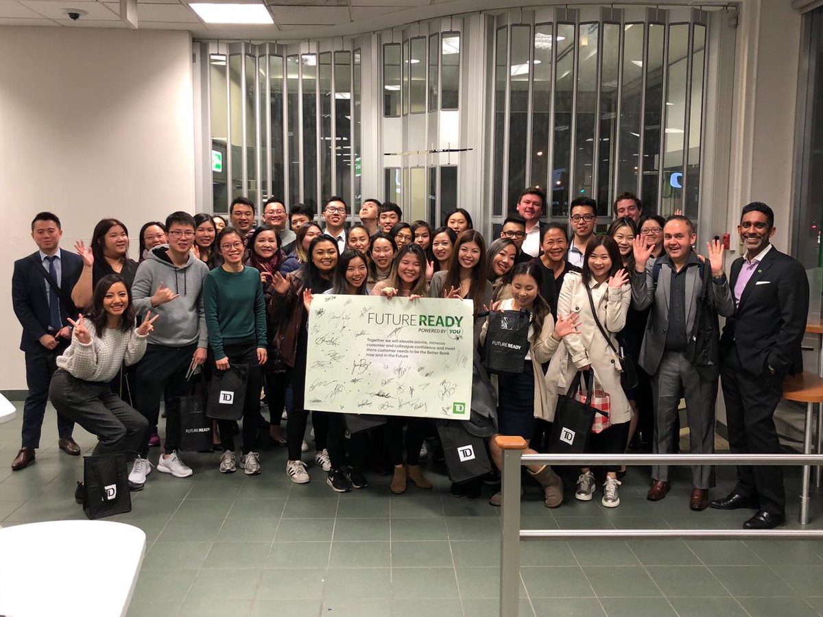 Team Oakridge is #FutureReady 🎉 Thank you <a href="/AmynJessa_TD/">Amyn Jessa</a> and <a href="/sonesh_mistry/">Sonesh Mistry</a> for hosting! 2019, here we come! <a href="/susansmleong/">Susan</a> @MauroManzi_TD