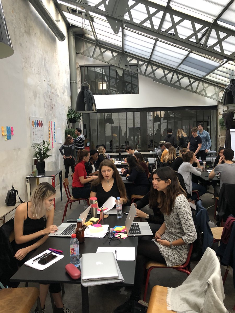 sarah_mairet's tweet image. UX : C’est parti pour deux jours de #designprint chez @Hiveworks_  ! #MBADMB #Transfonum