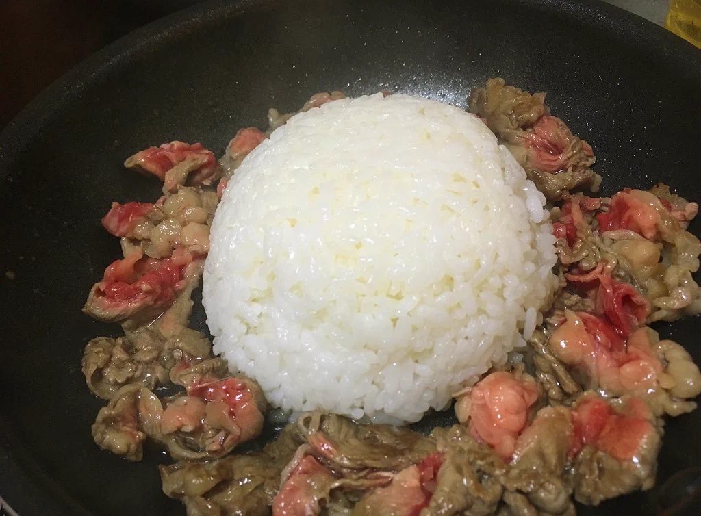 なぬっｗｗ悪魔のバタコライスとはなんぞや？？って、めっちゃ美味しそうなんですけど～ｗｗ