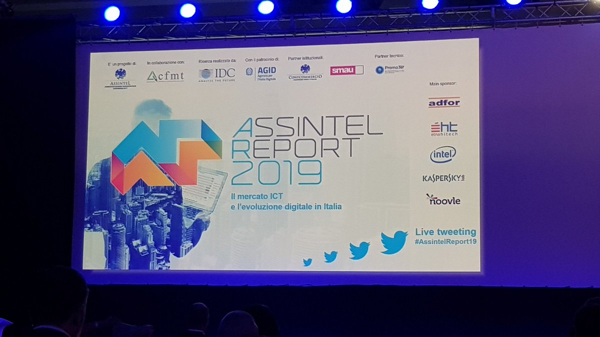 MarriStefania's tweet image. Fra poco si comincia #AssintelReport19
