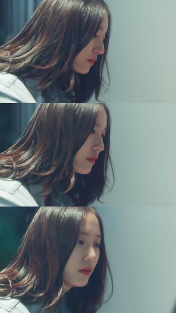 Happy happy birthday to my crush Krystal Jung  i wab you 