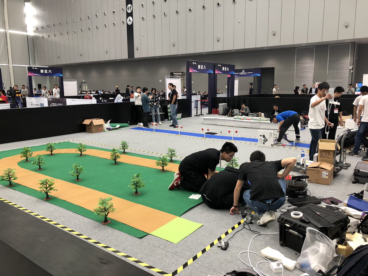 ZDF_digital's tweet image. Wir sind auf der #InternetPlus in China und von Tempo, Innovationskraft und der Freude an Technologie völlig aufgeladen. #Cebit #ISA