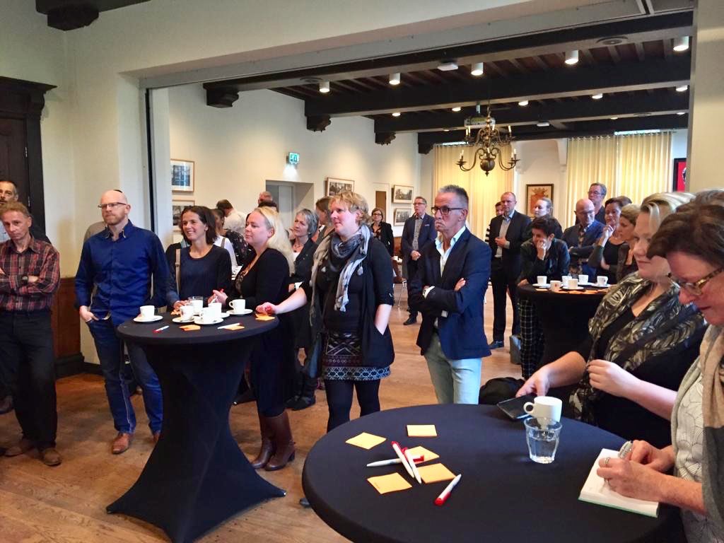 Vanmorgen een onwijs energieke date met <a href="/ocwijchen/">Open Coffee Wijchen</a> en <a href="/RvNhub/">RvN@</a> gehad. Als gastheer mocht ik hen en tientallen #ondernemers van harte welkom heten in #Kasteel #Wijchen. ☕️
#Koffie #ondernemen #RvN #energie