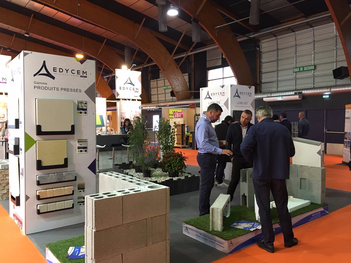 Edycem_Beton's tweet photo. [EN DIRECT] Nous sommes fin prêt pour vous accueillir Hall9 Stand A07 à @artibat2018 afin de vous présenter nos #innovations #smartcem #dalleAllego  #verticalbloc #battech2 https://t.co/UBYlTe3urX