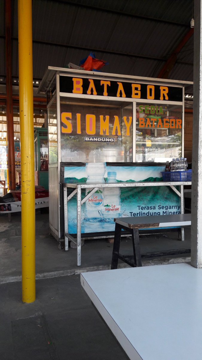 Siomay Favorit q 😋 <a href="/kotaindramayu/">Kabupaten Indramayu</a> #kulcim #enak #wajibnyobain ☺