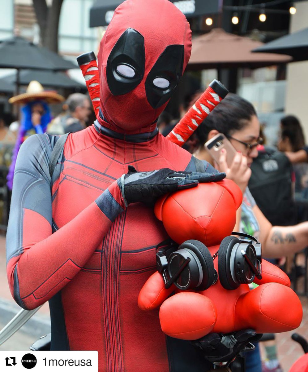 ¿Ya tienes disfraz para Halloween? | #HearMore #Deadpool #SpearheadVR #1MORE #Halloween

bit.ly/2PhO9za