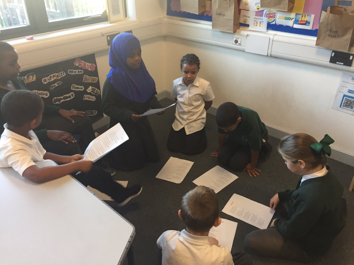 Mrs_RGreen's tweet photo. Dosbarth Planet are busy rehearsing their urban poetry for this afternoons ‘Show Off and Shine’. #collaberativelearning https://t.co/ZMjHTnPVE1