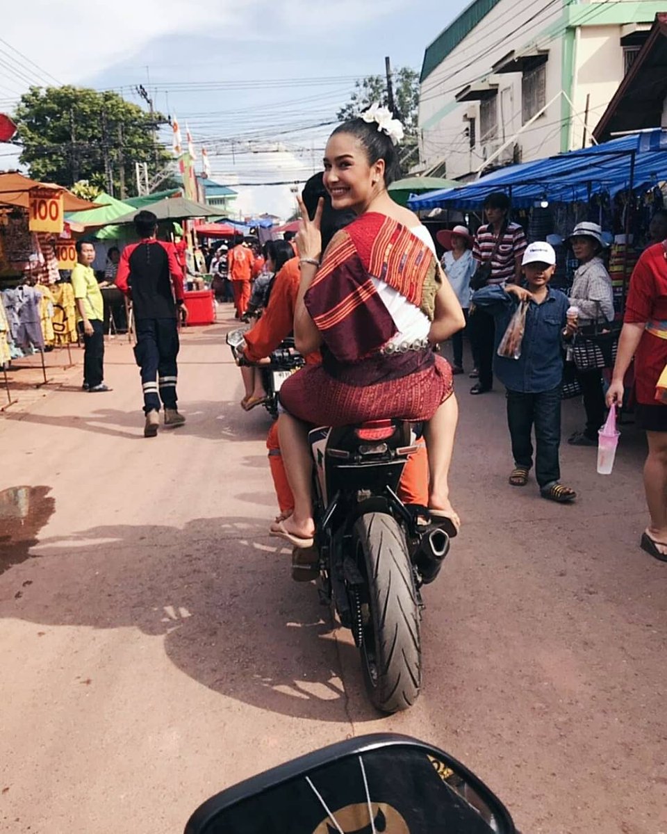 This is how we roll in Nongkai 😂
#ผู้บ่าวอินดี้ยาหยีอินเตอร์