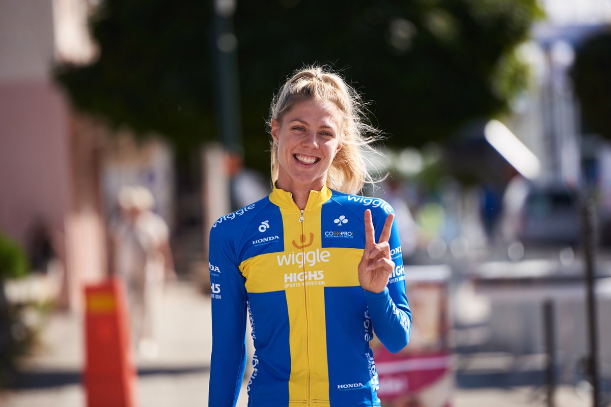 Wiggle High5 tweet media