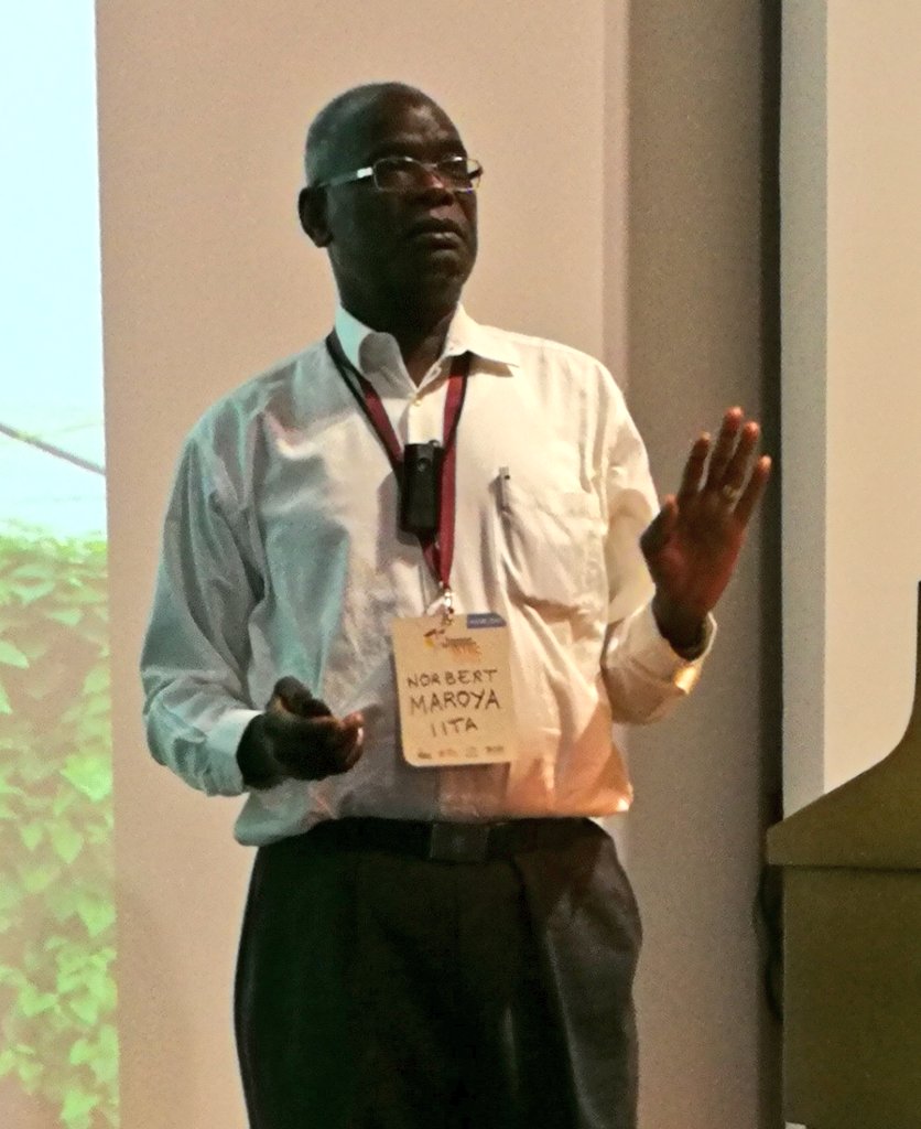jamesplegg's tweet photo. Norbert Maroya of #IITA &amp; the #YIIFSWA project exudes enthusiasm about the emerging power of aeroponics for producing high quality #yam seed in #Nigeria but with potential to transform the yam industry in West Africa #ISTRC2018 @IITA_CGIAR @CIAT_ @Cipotato @simonestaiger @l_lava https://t.co/fr5V6kdA02