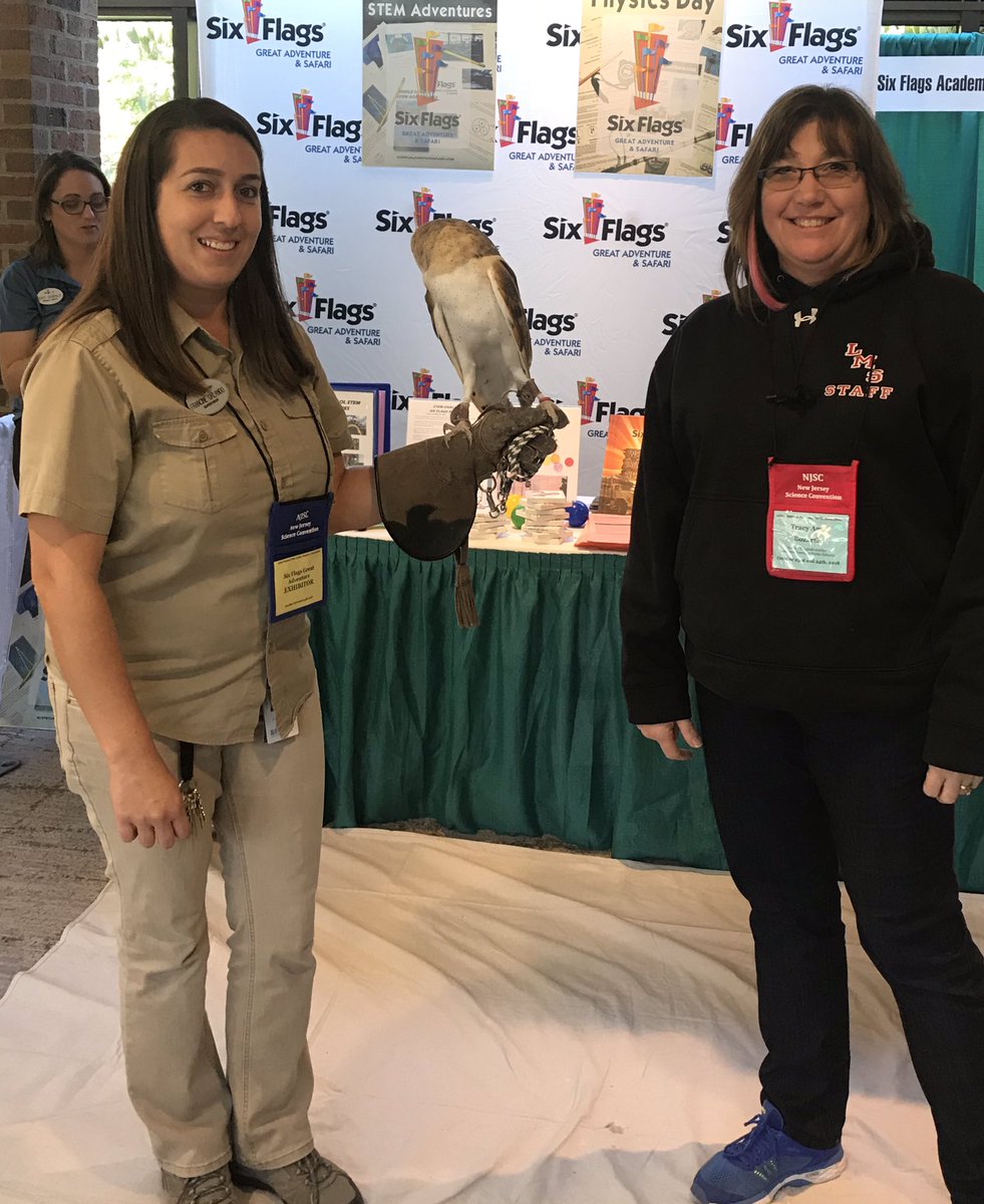 tabozarth's tweet photo. Hanging with Hedwig at the #njsc2018. Wishing it were the snake. Doesn’t move as fast. @LMSNation #lovelearningnewstuff https://t.co/ADrY6iBbaK