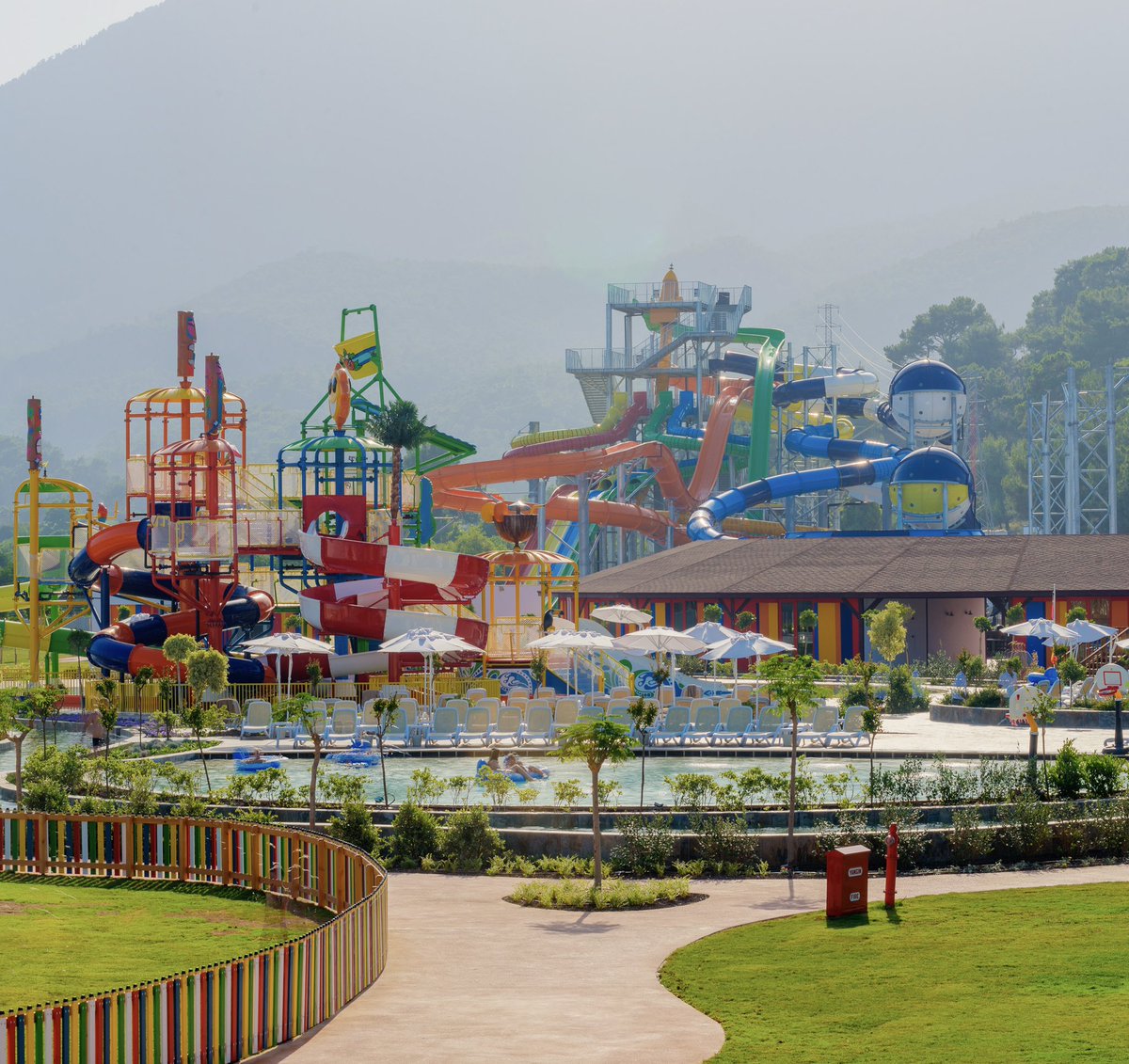 And another award! European Star Awards 2018 for Rixos Premium Tekirova - “Best Waterslide Award"! 🏆

#rixos #rixosmoments #rixoshotels #rixospremiumtekirova #waterslide #aqua #aquapark #aquaslide #fun #thrill #hotel #vacation luxury