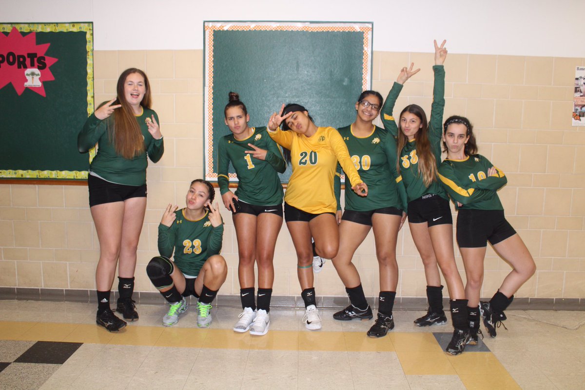 Hamden Volleyball tweet media