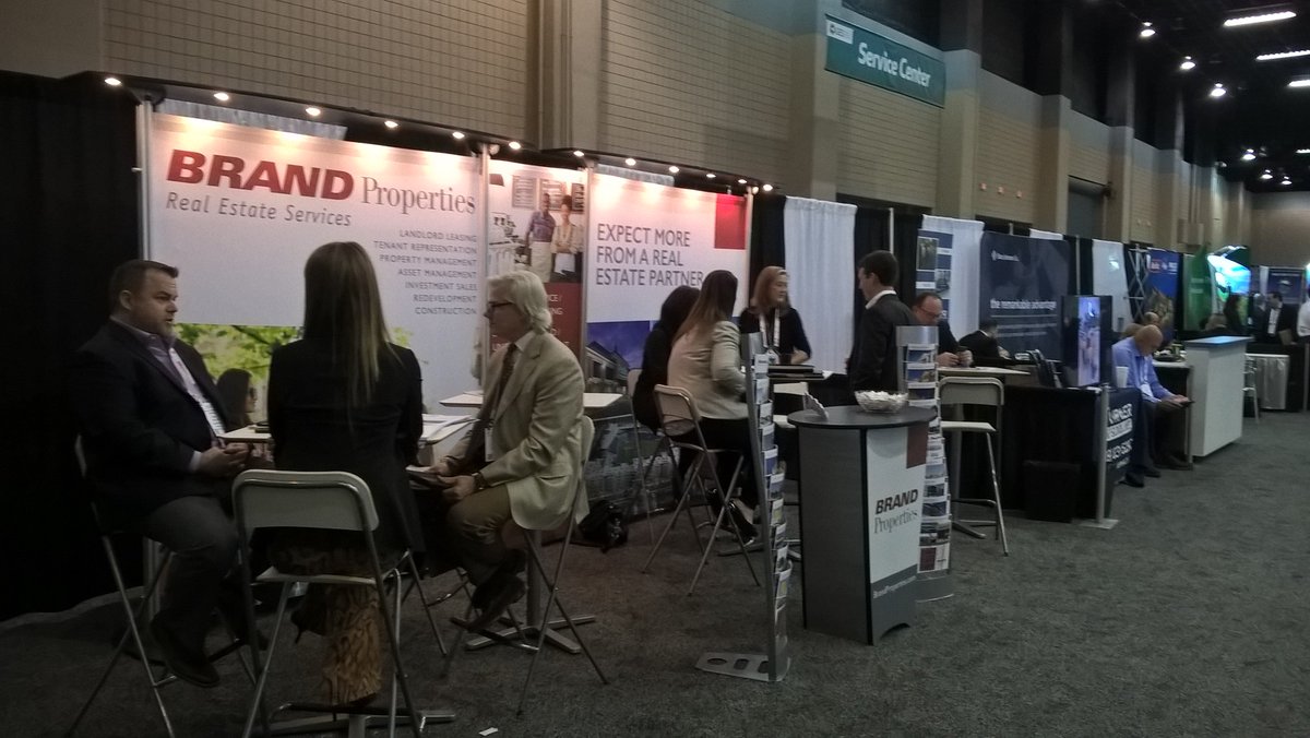 BrandREServices's tweet photo. Talk to us! Making deals at Booth 100 at #ICSCSoutheast #Atlanta #Retail #Leasing #ICSC https://t.co/kaFgJ7DFFT