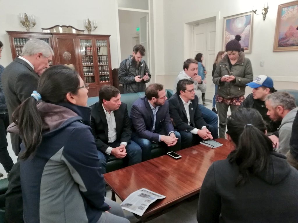 📣 Desde el <a href="/BloqueUC/">Bloque Unidad Ciudadana Mendoza</a> recibimos en la Legislatura de #Mendoza a diferentes organizaciones sociales que nos comentaron la triste situación que están viviendo por las políticas de ajuste de #Cornejo y #Macri

#NoAlPresupuesto #PresupuestoDelAjuste